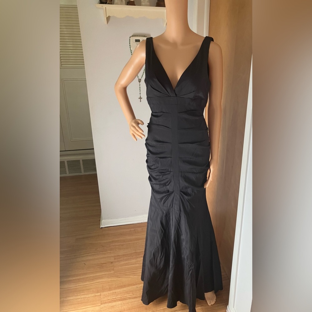 Vintage Elegant Black Fishtail Evening Gown